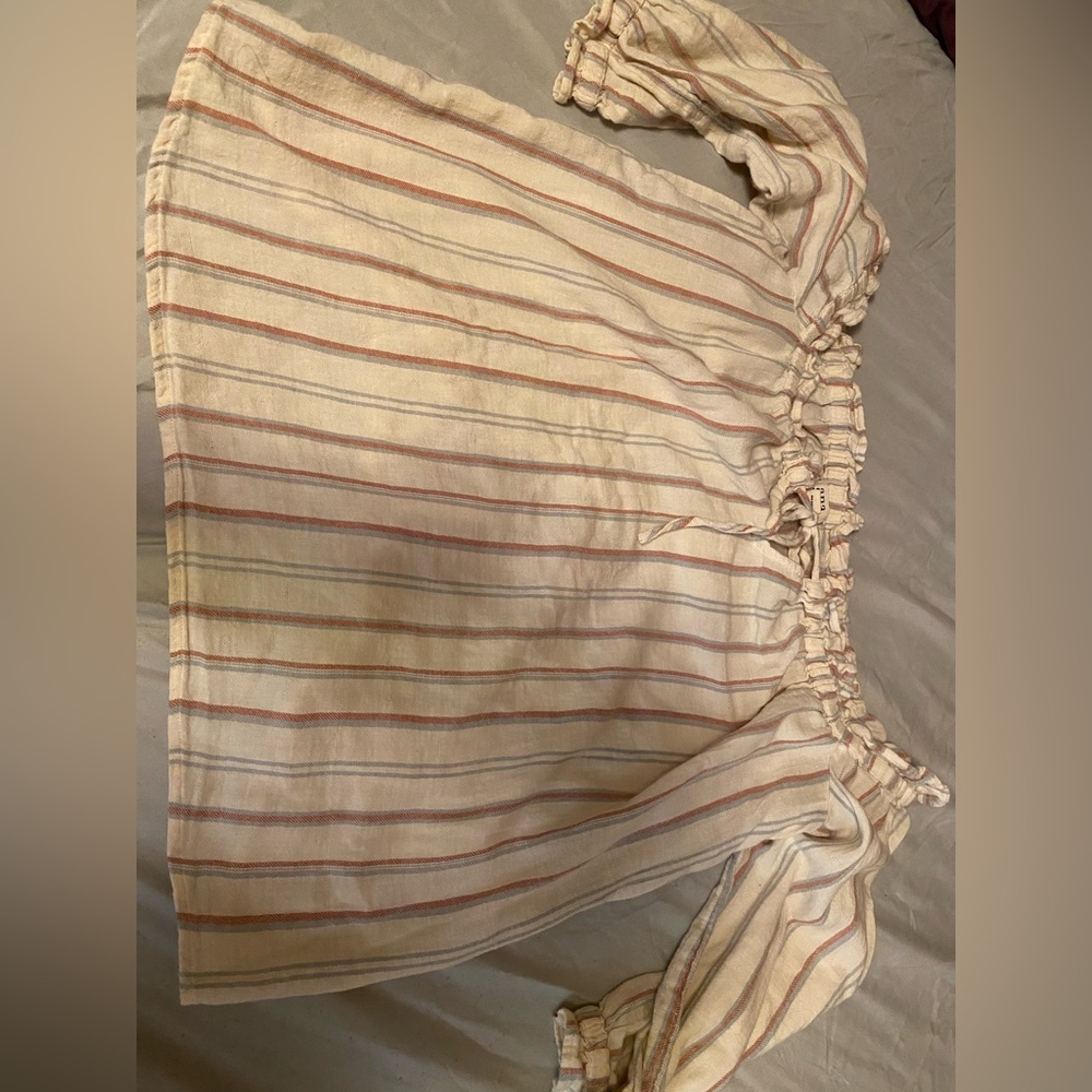dress shirt.